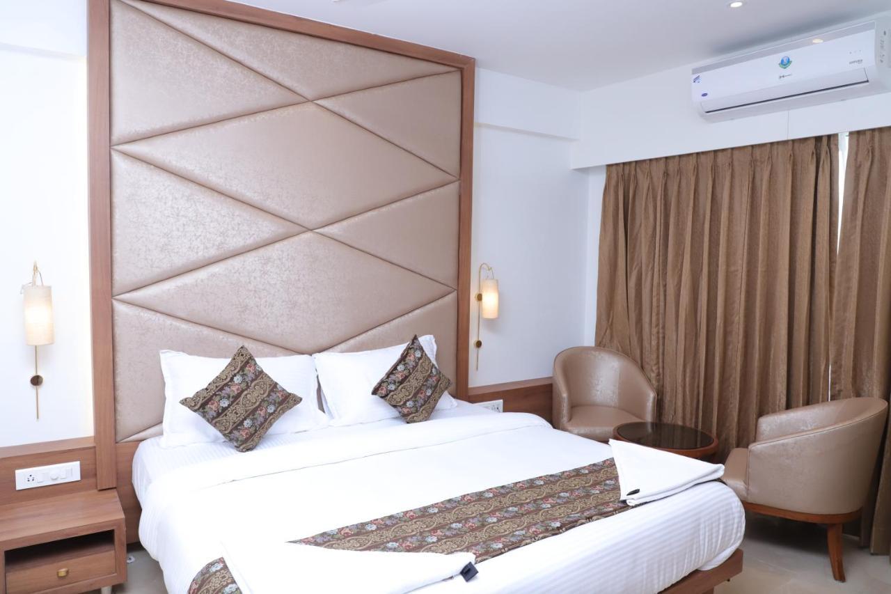 Shikin Hotels Navi Mumbai Exterior photo